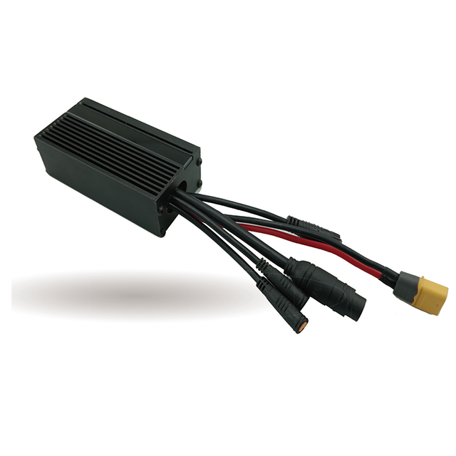 新製品2022ホットセールプロフェッショナル36V 48V 13A 15A 20A 25AモーターコントローラーDCモータースピードコントローラーebikeフォーカコントローラー